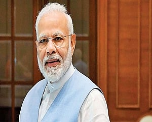 PM Modi speaks to US Prez Donald Trump on COVID-19, other issues