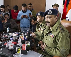 Police busts JeM module in Srinagar, arrests 5 operatives