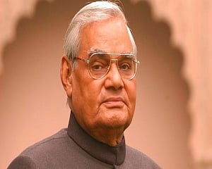 President, Vice-Prez, PM pay rich tribute to Vajpayee on birth anniversary
