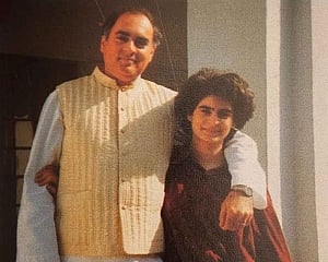 Priyanka remembers father Rajiv Gandhi with 'last photo' together