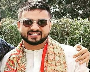 Producer Kshitij Ravi brought to NCB office for questioning