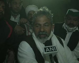 Protesting farmers call for 'Bharat Bandh' on Dec 8, say will intensify agitation if demands not met