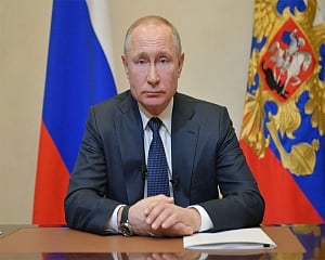 Putin announces end to economic shutdown in Russia