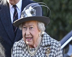 Queen Elizabeth II approves government's Brexit bill