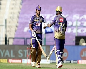 Rana, Narine take KKR to 194/6