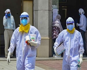 Record single-day spike of 18 COVID-19 deaths in UP; 388 new cases detected