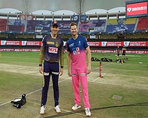 RR win toss, opt to bowl against KKR