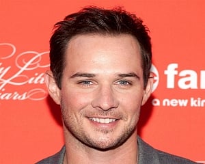 Ryan Merriman, Hayley McFarland to star in Out of Exile'