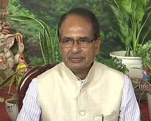 SC seeks response of MP govt on Chouhan's plea seeking floor test