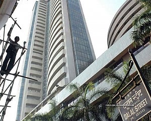 Sensex, Nifty start on a cautious note