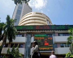 Sensex rallies 355 pts; Nifty reclaims 11,900