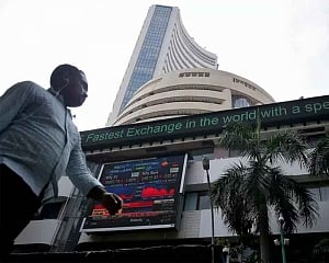 Sensex rebounds over 750 pts; Nifty tops 11,300