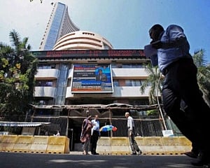 Sensex trades 1,000 pts higher after FM announces Rs 1.70 lakh cr-stimulus package