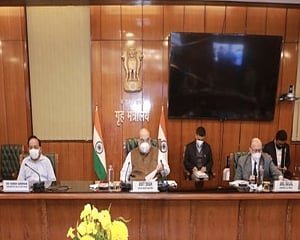 Shah takes charge of Delhi's Covid war: 750 ICU beds, double RT-PCR tests