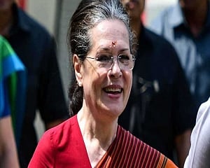 Sonia Gandhi admitted to Sir Ganga Ram Hospital, to undergo routine tests