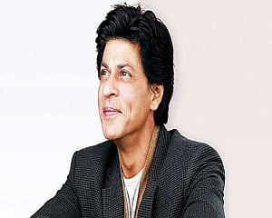SRK claims he is not a superstar but a king