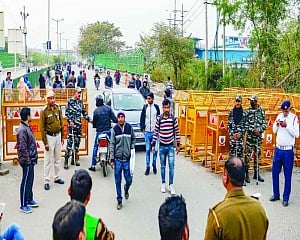 Talks between police, Shaheen Bagh protesters fail