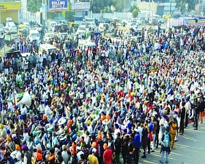 Talks inconclusive, farmers adamant on laws’ repeal