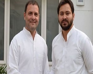 Tejashwi, Rahul Gandhi, Kanahiya lead opposition poll fight in Bihar