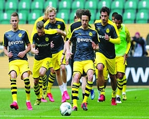 Title showdown in Germany
