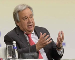 UN chief applauds Pakistan, censures India during Islamabad trip