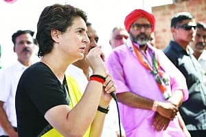 UP accepts Priyanka’s proposal on 1,000 buses to ferry migrant workers