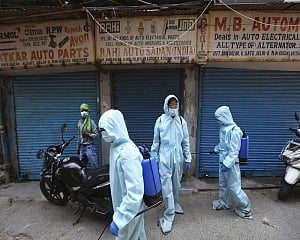 UP's COVID-19 tally rises to 24,825 with 817 fresh cases; death toll reaches 735
