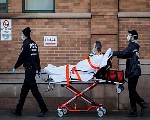 US reports record daily coronavirus cases at over 50,700