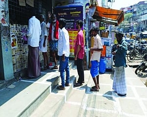 Vijayan raises boozers’ spirits