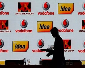 Voda Idea shares rise over 3 pc