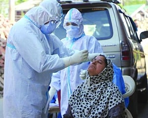 What is deadlier: Virus or conflict?