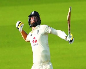 Woakes wins 1st Test for Eng