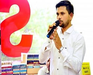 Words like pressure not for entrepreneurs: Sagar Azad