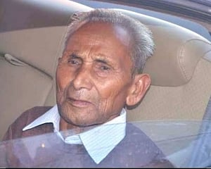Adityanath's father dies; UP CM says can't attend funeral