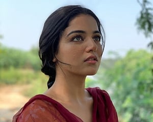 'Grahan' star Wamiqa Gabbi inspired by co-actor Pawan Malhotra since 'Jab We Met' days
