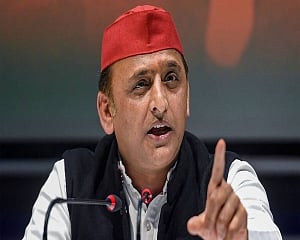 Akhilesh compares Lakhimpur violence with Jallianwala Bagh, says BJP will be swept away in elections
