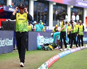 Australia win toss, elect to bowl against West Indies