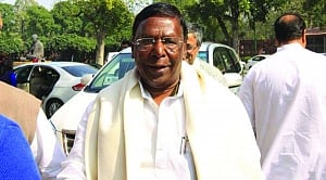 Bedi removed as Puducherry Lt Guv; Cong loses majority