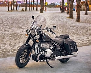 BMW Motorrad drives in new R 18 Classic into Indian market priced at Rs 24 lakh
