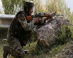 BSF shoots dead Pakistani intruder along IB in Punjab's Tarn Taran