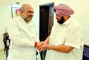Capt meets Shah, sets off speculation