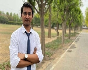 Civil services topper Shubham Kumar scores 52.04 per cent