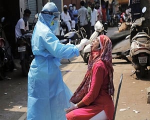COVID-19: New cases fallÂ  below 10,000 for second time in February