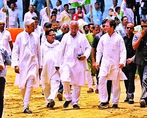Crisis in C’garh Cong deepens as Deo sticks to his CM removal demand