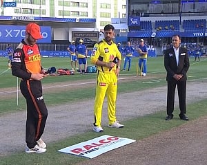 CSK win toss, opt to bowl against SRH