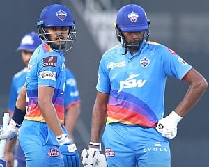 DC beat MI by four wickets