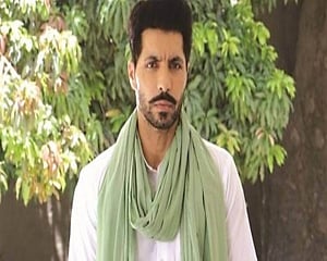 Delhi Police takes Deep Sidhu to Red Fort to recreate vandalism scene  on Republic Day