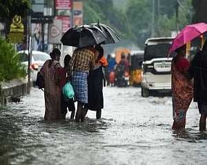 Depression to cross coast between TN and AP around Chennai this evening, says IMD