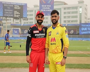 Desert Sandstorm: Toss in IPL match between CSK and RCB delayed