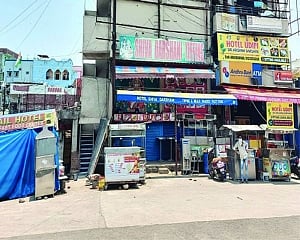 Eateries bear brunt of students’ exodus
